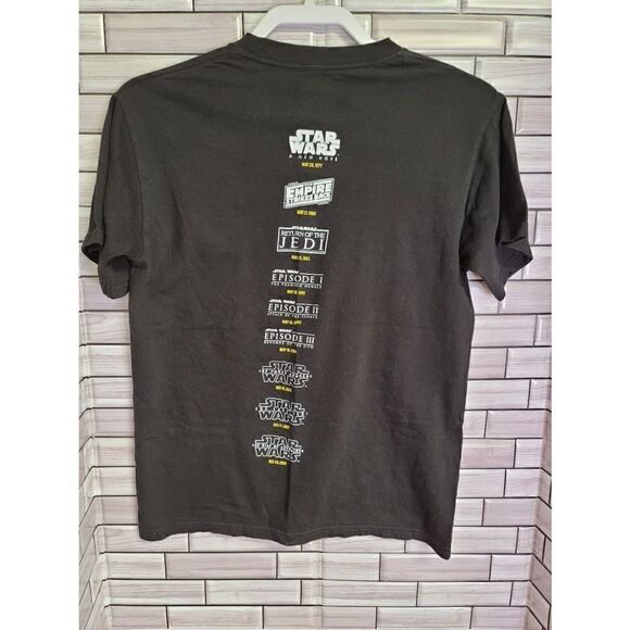 Size Small Star Wars T-shirt - Picture 6 of 6